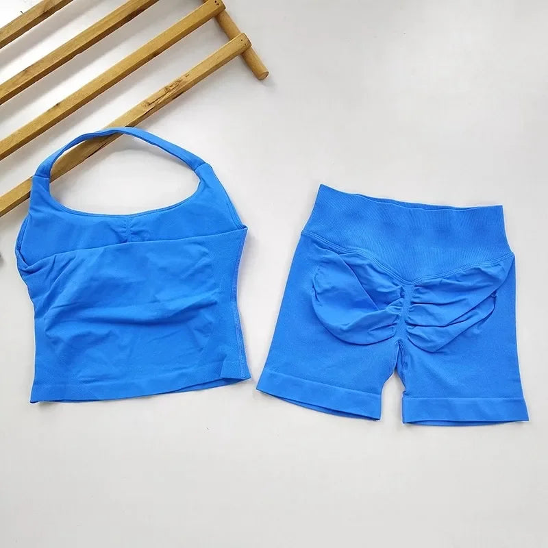 Conjunto Fitness Seamless com Top Halter e Bojo + Short de Cintura Alta | We Liftlux